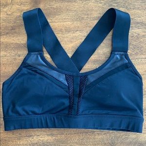 Alo Yoga Sports Bra